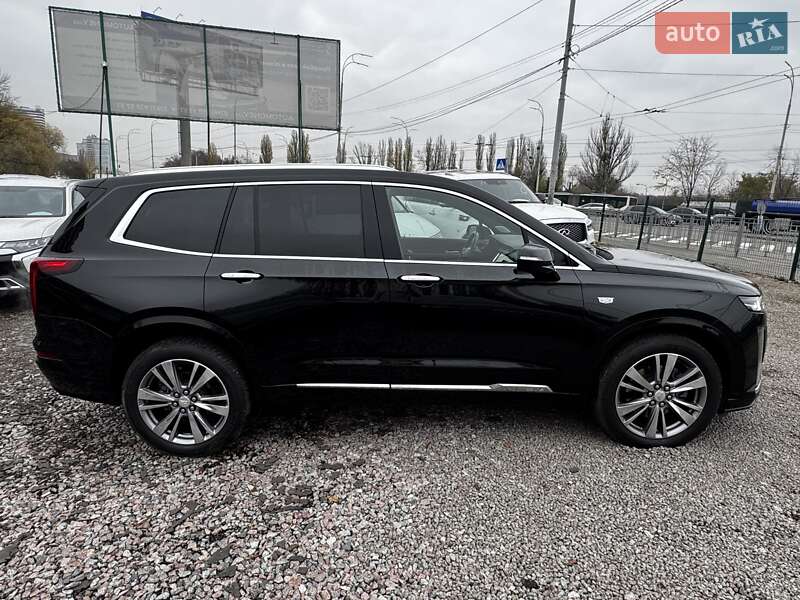 Внедорожник / Кроссовер Cadillac XT6 2019 в Киеве