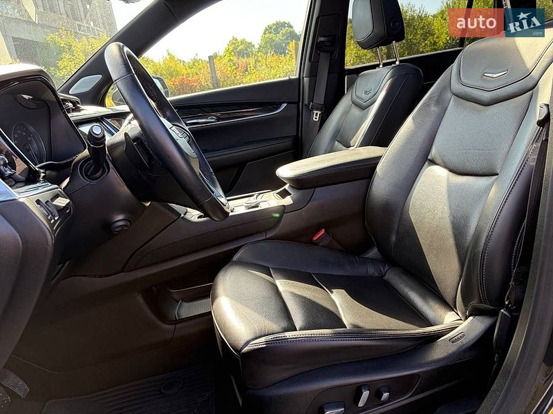 Позашляховик / Кросовер Cadillac XT6 2020 в Львові