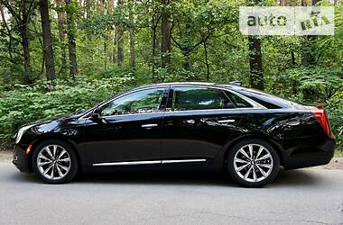 Седан Cadillac XTS 2016 в Киеве