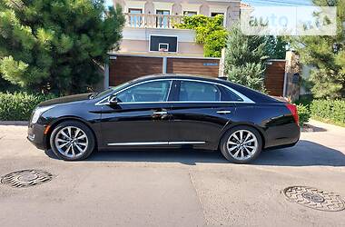 Седан Cadillac XTS 2016 в Киеве