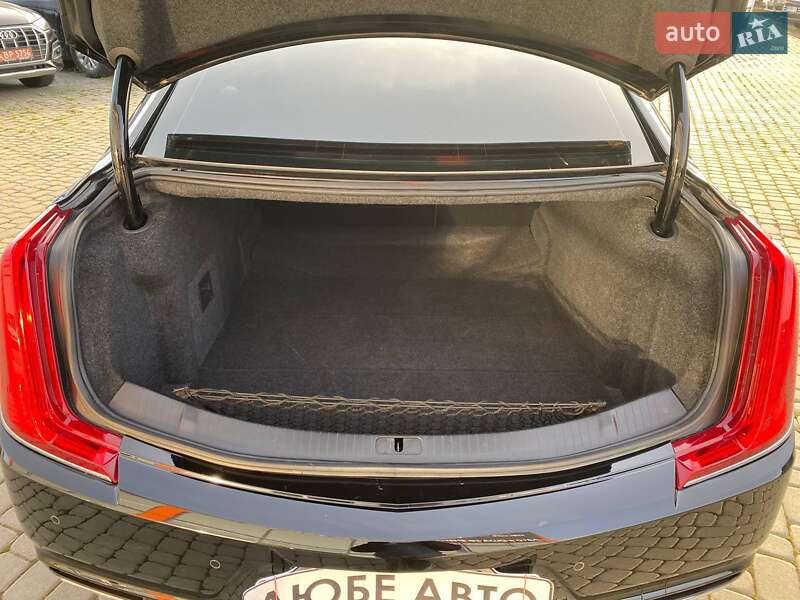 Седан Cadillac XTS 2019 в Львові