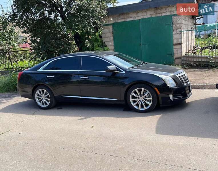 Седан Cadillac XTS 2014 в Кривом Роге фото Седан Cadillac XTS 2014 в Кривом Роге