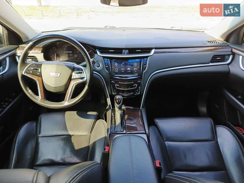 Седан Cadillac XTS 2016 в Киеве