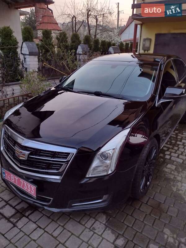 Седан Cadillac XTS 2017 в Львове