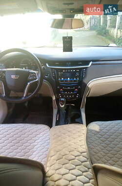 Седан Cadillac XTS 2017 в 