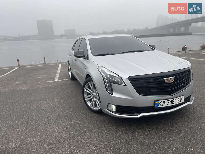 Седан Cadillac XTS 2017 в Києві