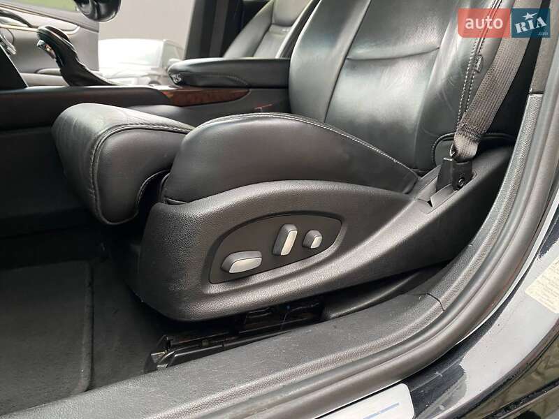Седан Cadillac XTS 2016 в Львове