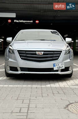 Седан Cadillac XTS 2018 в Киеве