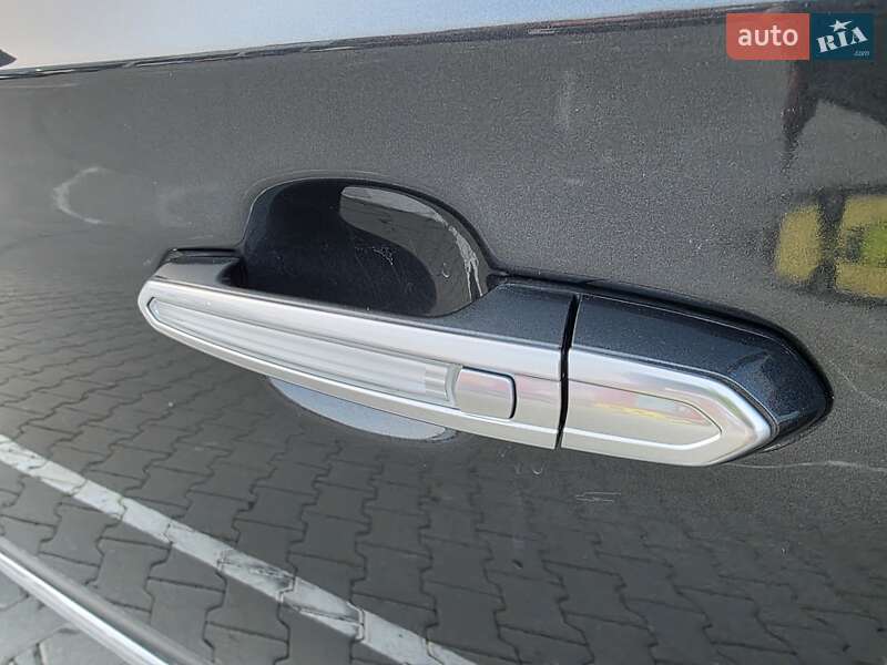 Седан Cadillac XTS 2016 в Киеве