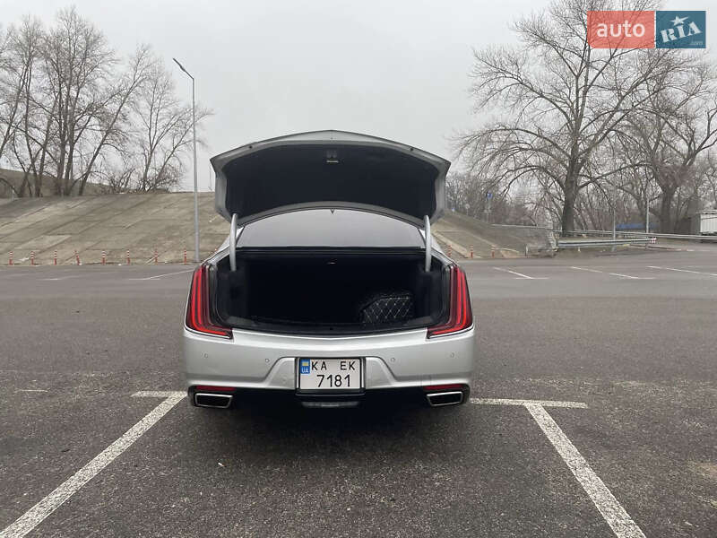 Седан Cadillac XTS 2017 в Києві
