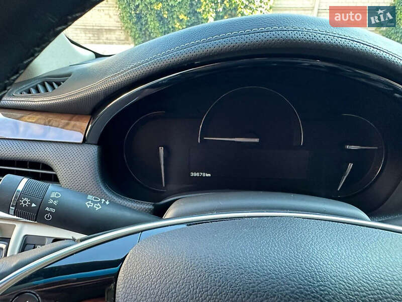 Седан Cadillac XTS 2018 в Києві