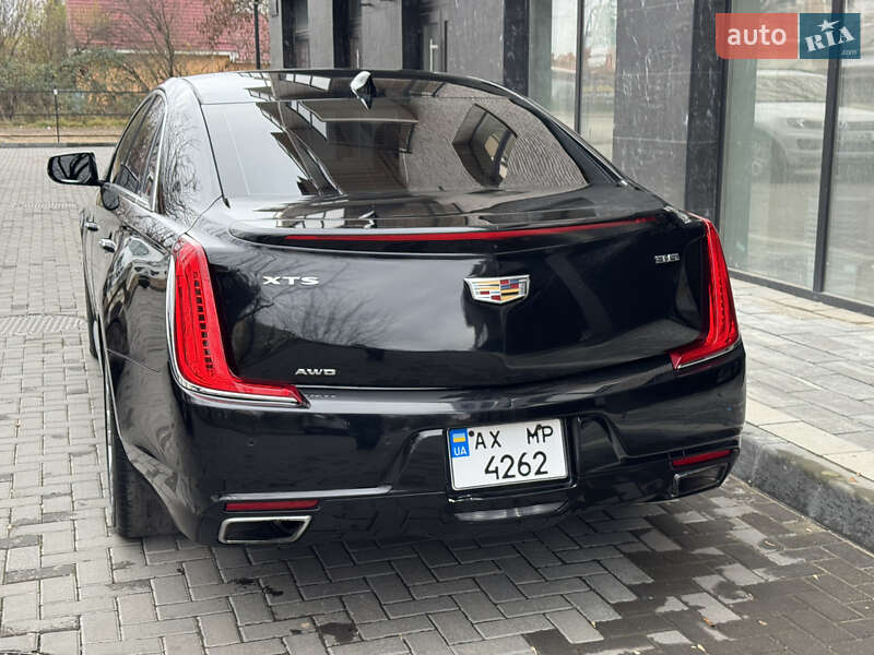 Седан Cadillac XTS 2018 в Ужгороді