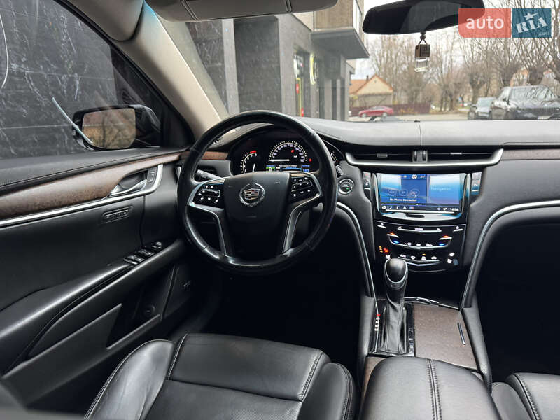 Седан Cadillac XTS 2018 в Ужгороді