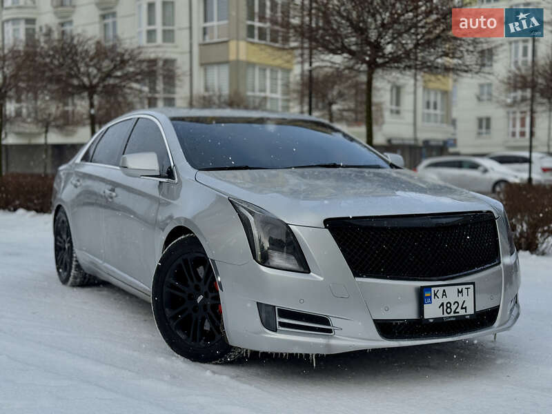 Седан Cadillac XTS 2012 в Івано-Франківську