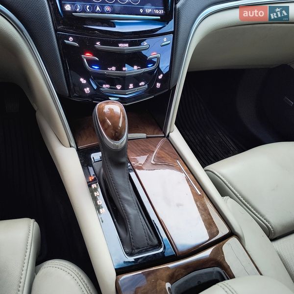 Седан Cadillac XTS 2019 в Никополе