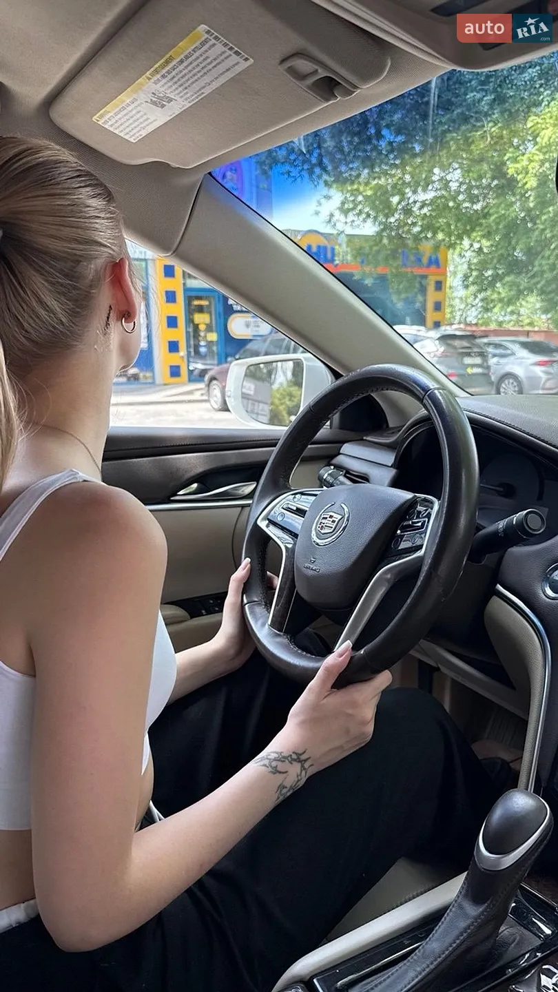 2012 Cadillac XTS - мініатюра 3