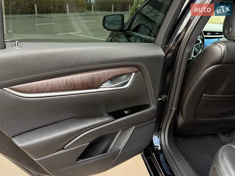 Седан Cadillac XTS 2018 в Києві фото 18 Седан Cadillac XTS 2018 в Києві