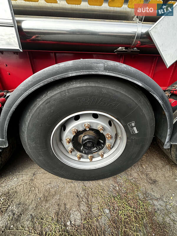 Цистерна напівпричіп Cardi 39S3 2005 в Павлограді