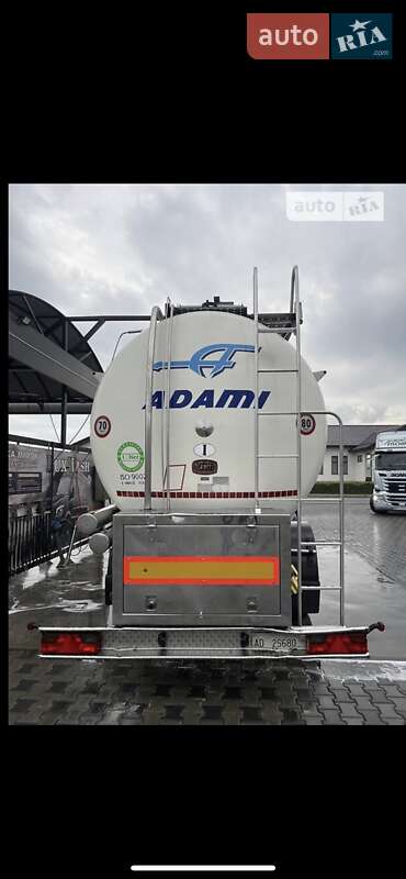 Цистерна полуприцеп Cardi SP 2004 в Иршаве