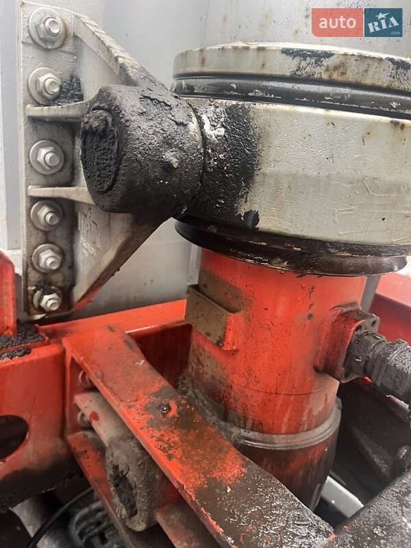 Зерновоз - напівпричіп Carnehl CHKS 2013 в Вінниці