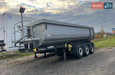 Самоскид напівпричіп Carnehl CHKS 2012 в Хусті