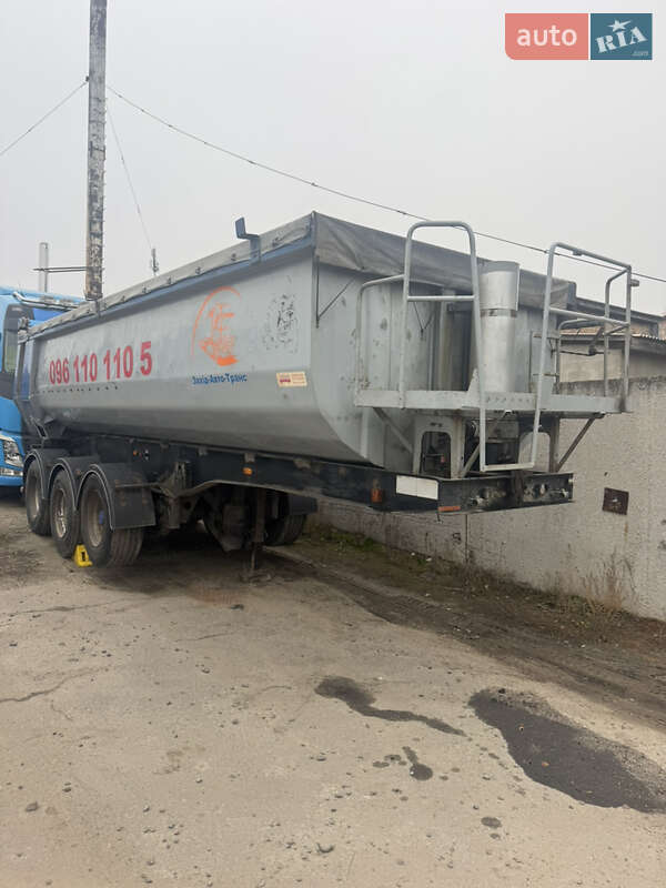 Самосвал полуприцеп Carnehl CPS/34 2009 в Ровно фото Самосвал полуприцеп Carnehl CPS/34 2009 в Ровно