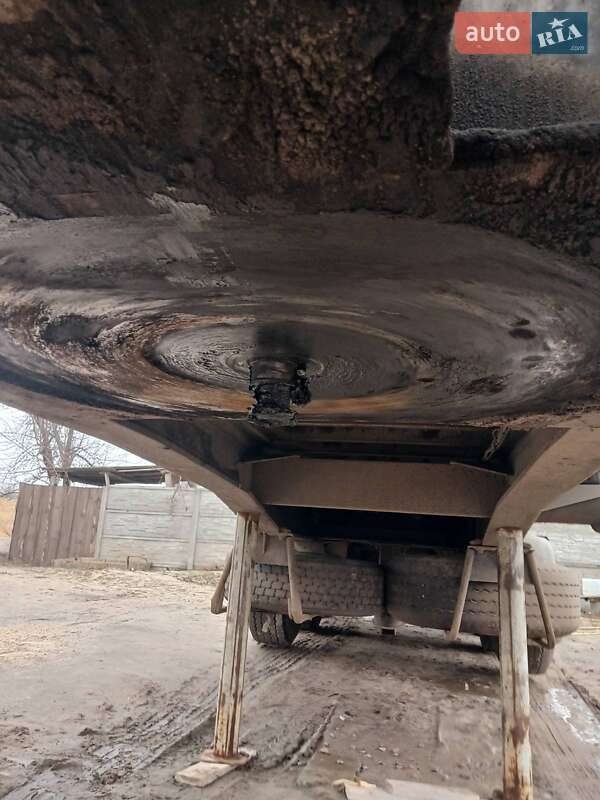 Самосвал полуприцеп Carnehl CSKK/A 2001 в Полтаве