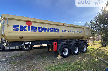 Самоскид напівпричіп Carnehl Hardox 2011 в Хусті