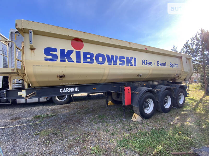 Самоскид напівпричіп Carnehl Hardox 2011 в Хусті фото 2 Самоскид напівпричіп Carnehl Hardox 2011 в Хусті