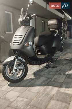 Максі-скутер Carroli Stinger 2006 в Хусті