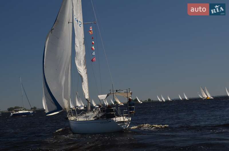 Парусная яхта Carter Boats 33 1974 в Черкассах