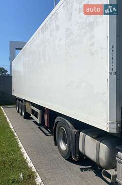 Рефрижератор напівпричіп Cartwright SCV39A 2011 в 