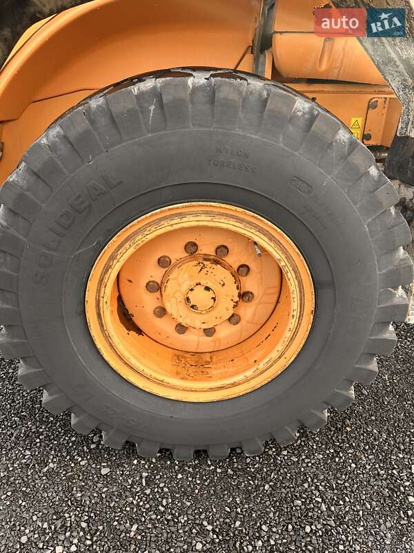 Фронтальні навантажувачі Case Construction 521D 2001 в Луцьку фото 8 Фронтальні навантажувачі Case Construction 521D 2001 в Луцьку
