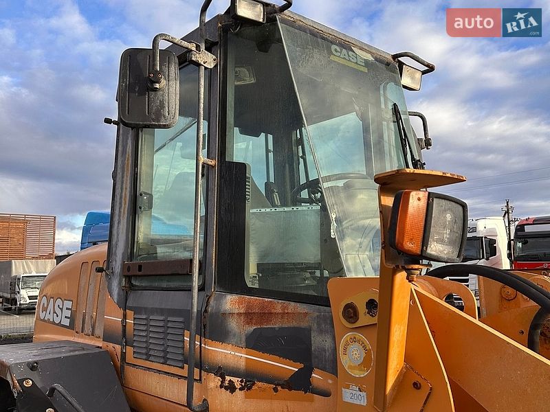 Фронтальный погрузчик Case Construction 521D 2001 в Луцке