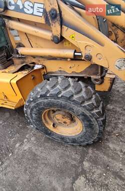 Экскаватор погрузчик Case Construction 580ST 2005 в Хусте