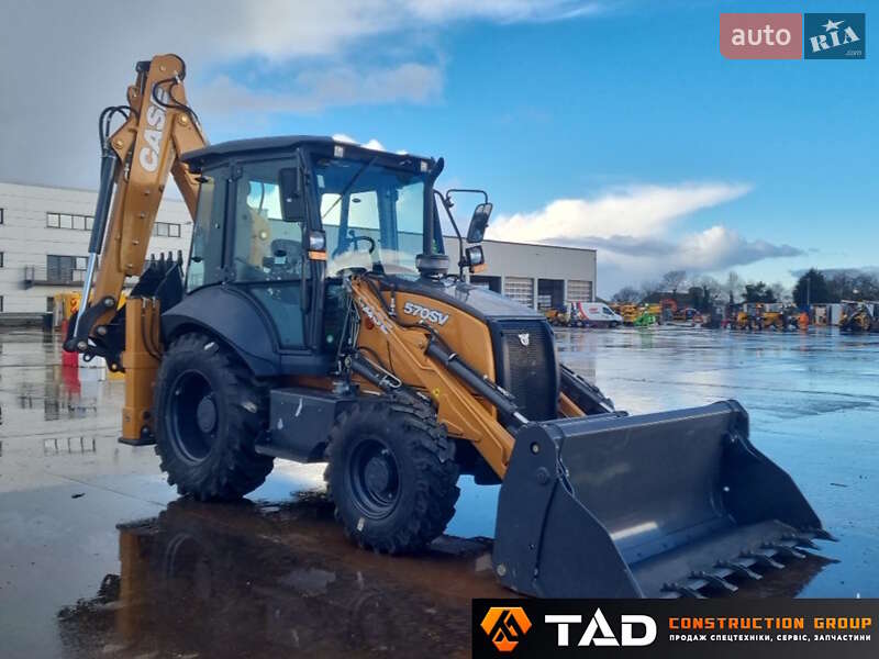 Case Construction 580ST 2025