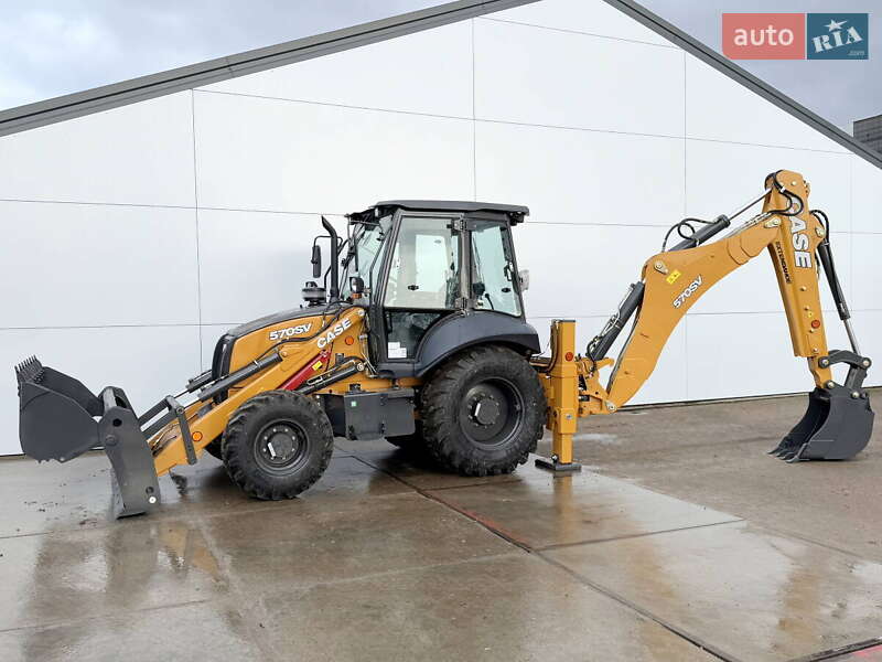 Case Construction 580ST 2025