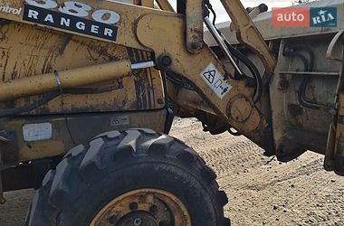 Екскаватор навантажувач Case Construction 580ST 2000 в Полтаві