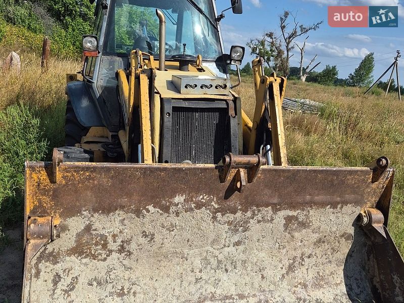 Экскаватор погрузчик Case Construction 580ST 2000 в Полтаве