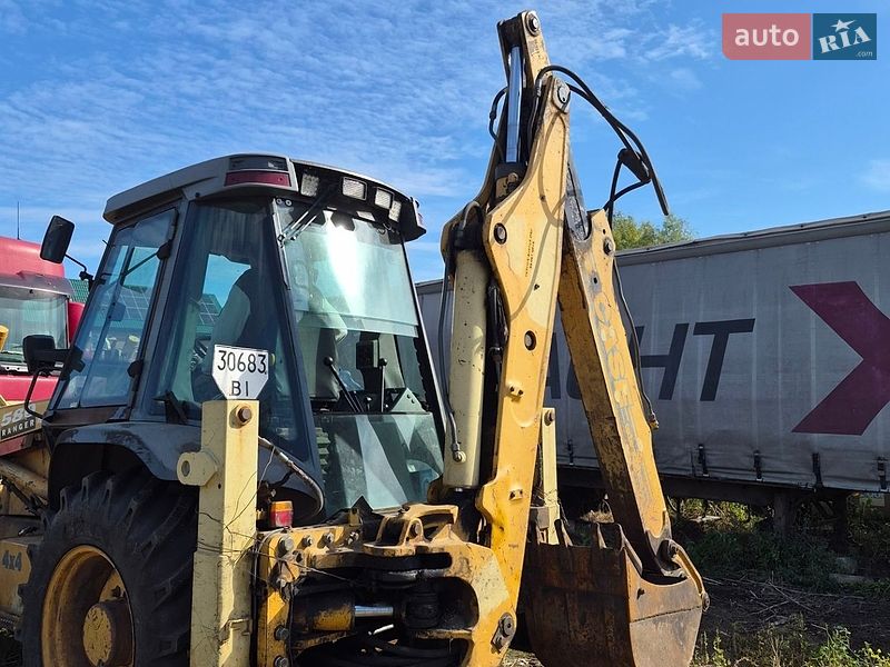 Экскаватор погрузчик Case Construction 580ST 2000 в Полтаве