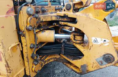 Экскаватор погрузчик Case Construction 590 SL 2001 в 