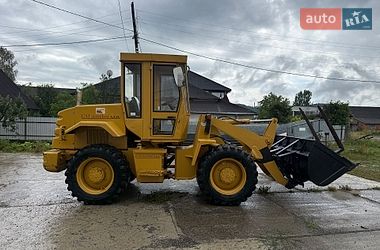 Фронтальні навантажувачі Case Construction 621C 1997 в Тячеві