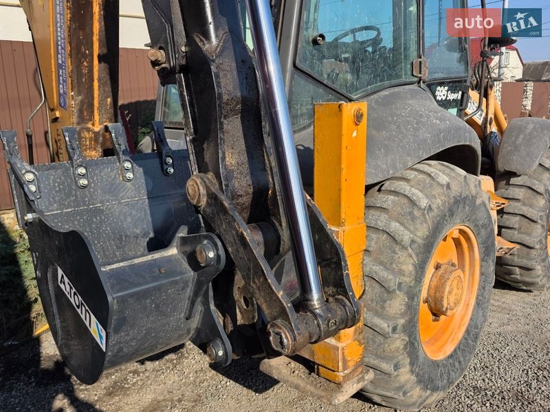 Экскаватор погрузчик Case Construction 695 SR-4 PS 2010 в Кременце