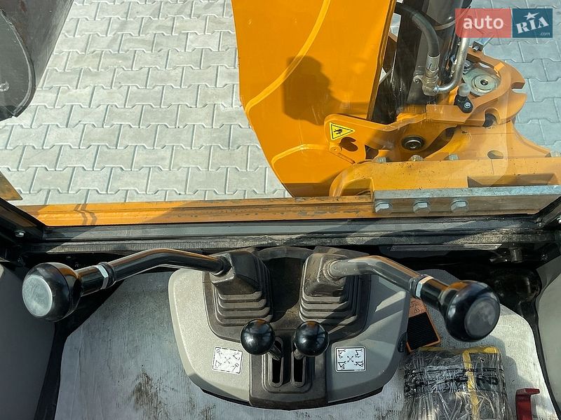 Екскаватор навантажувач Case Construction 770 EX 2025 в Києві