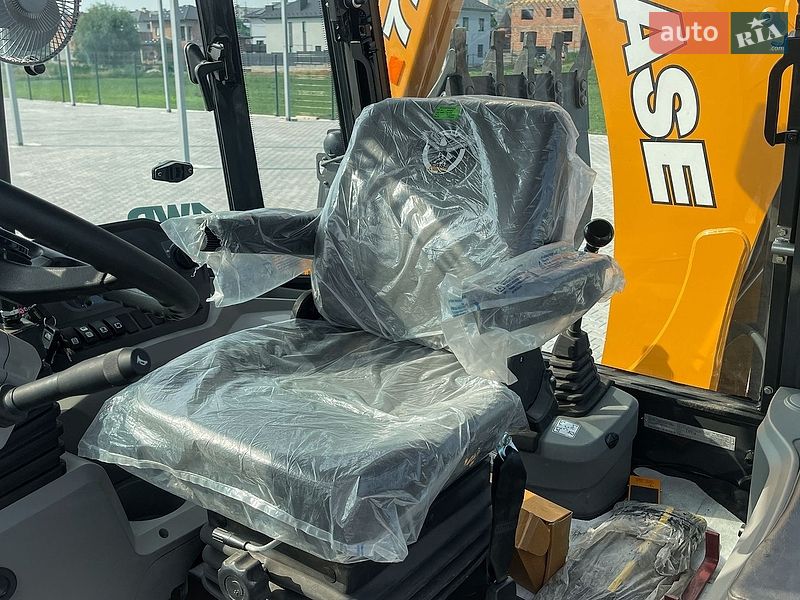 Екскаватор навантажувач Case Construction 770 EX 2025 в Києві