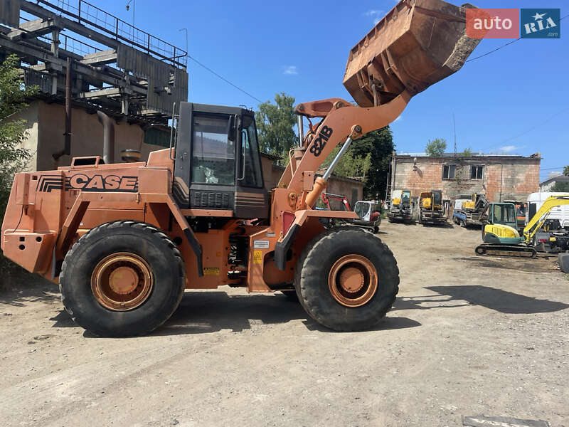 Фронтальні навантажувачі Case Construction 821E 1995 в Рівному