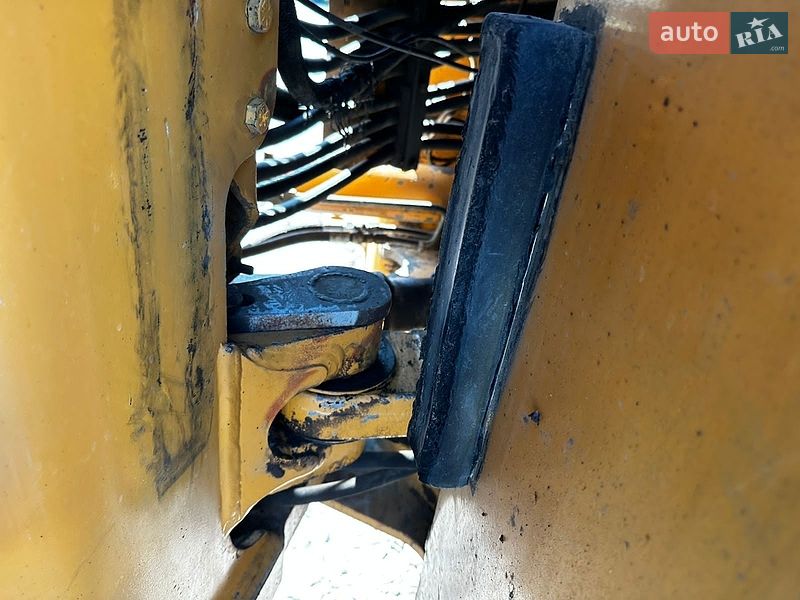 Фронтальный погрузчик Case Construction 821E 2004 в Белой Церкви