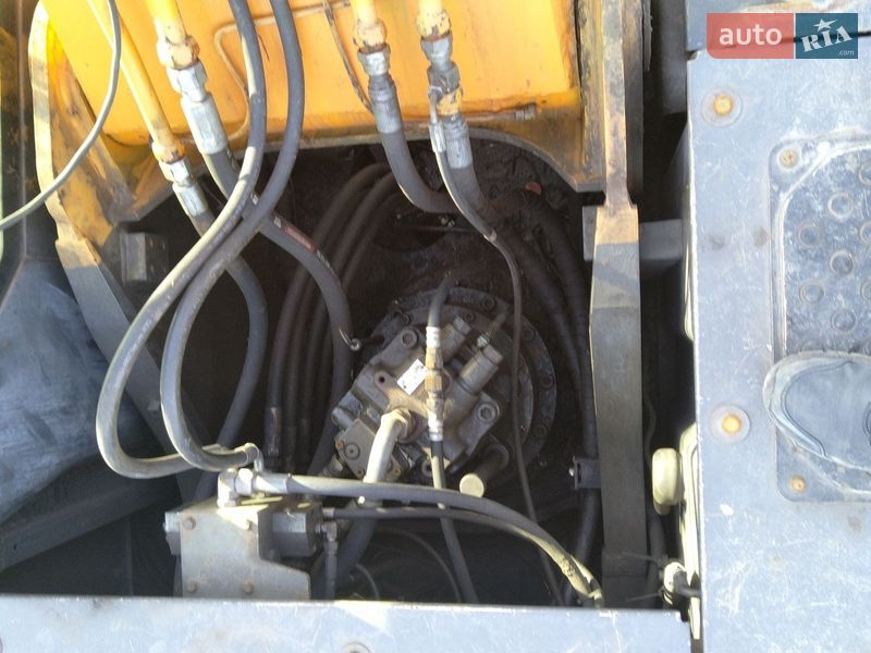 Гусеничный экскаватор Case Construction CX 240 2009 в Днепре