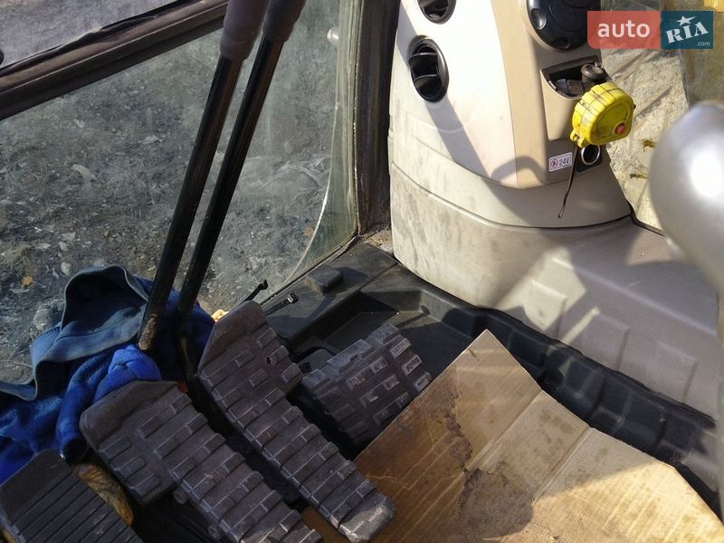 Гусеничный экскаватор Case Construction CX 240 2009 в Днепре