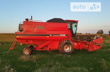 Комбайн зернозбиральний Case IH 1640 1991 в Луцьку